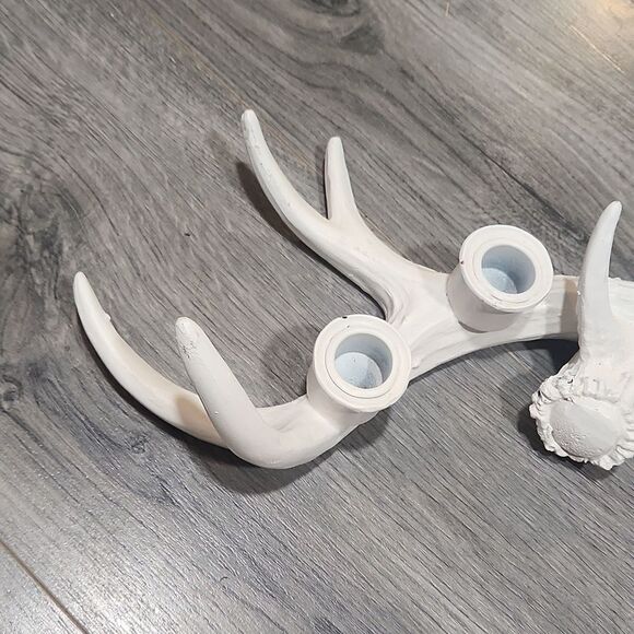 LG White 4 Candle Antler Centerpiece - Picture 2 of 8